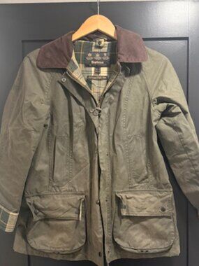 Barbour Waxed Cotton Jacket - Olive Green - Made in England - Women's Size 4